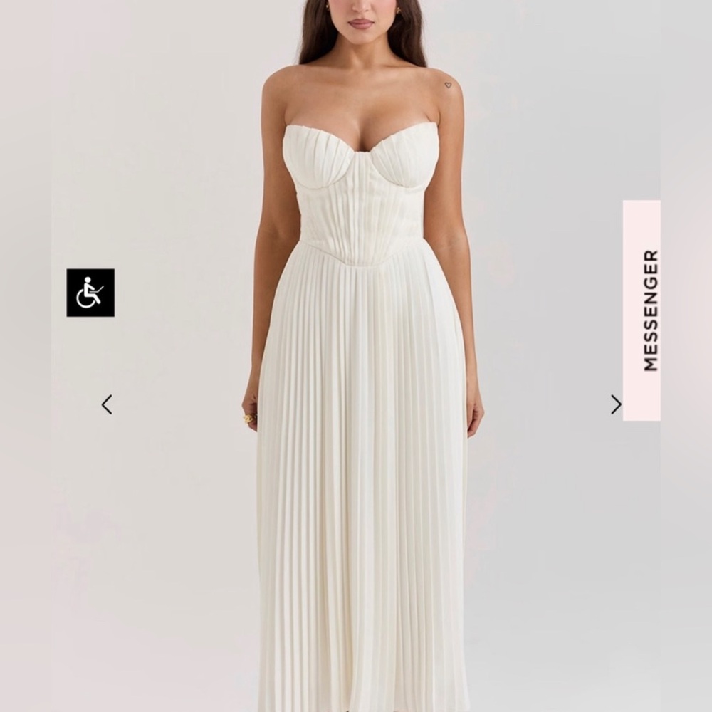 HOUSE OF CB 'Amorata' Ivory Pleated Maxi Dress